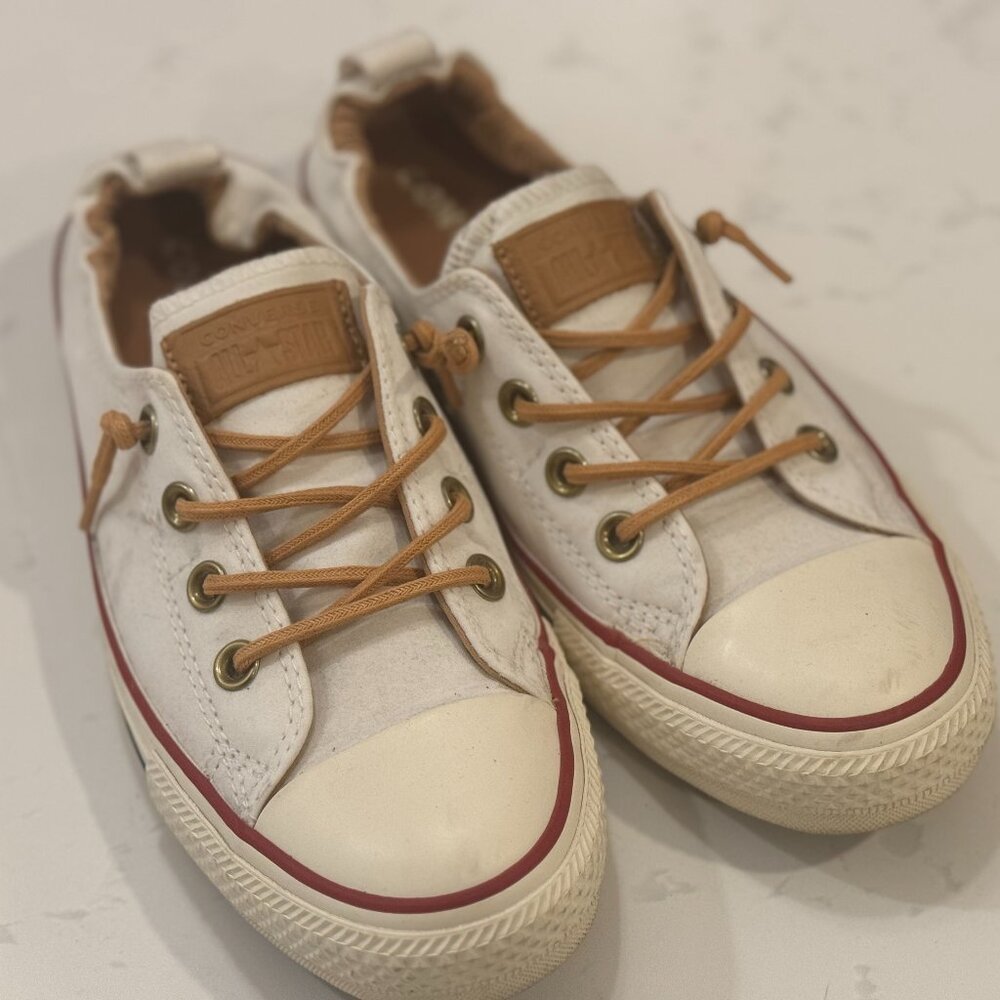 Converse Canvas Sneaker — Women’s 8 — Off‑White with Chestnut Details